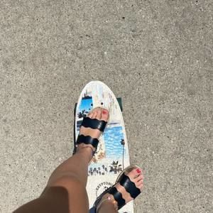 Meet your Posher, Corena